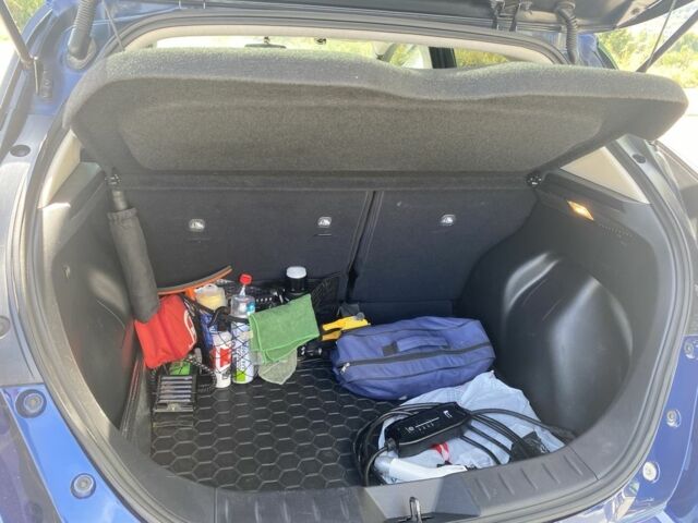 Синій Ніссан Ліф, об'ємом двигуна 0 л та пробігом 70 тис. км за 11500 $, фото 8 на Automoto.ua