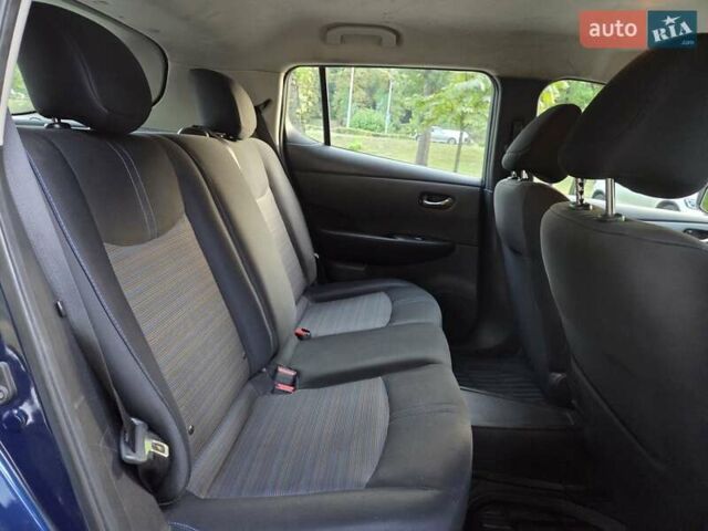 Синій Ніссан Ліф, об'ємом двигуна 0 л та пробігом 174 тис. км за 10400 $, фото 12 на Automoto.ua