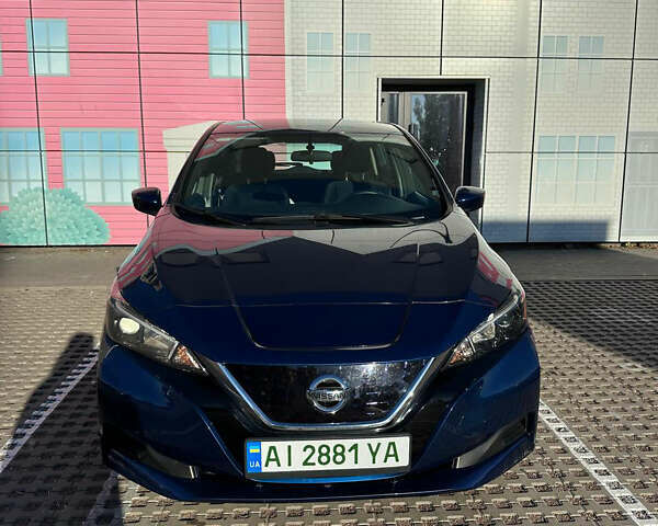 Синий Ниссан Лиф, объемом двигателя 0 л и пробегом 87 тыс. км за 11500 $, фото 5 на Automoto.ua