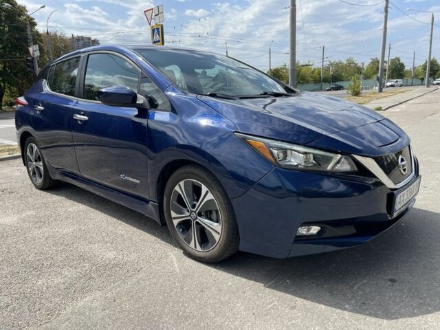 Синий Ниссан Лиф, объемом двигателя 0 л и пробегом 132 тыс. км за 10600 $, фото 2 на Automoto.ua