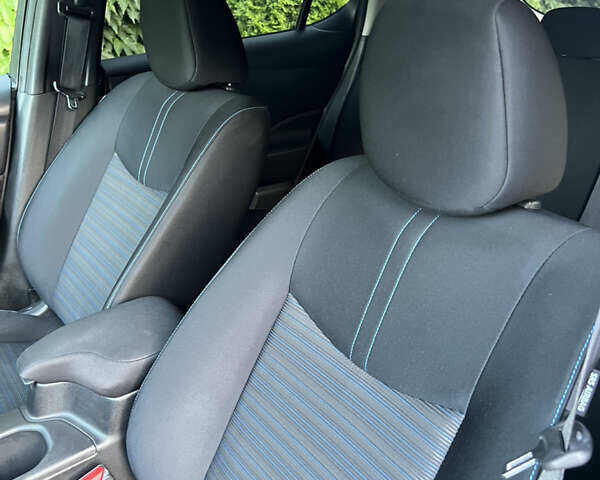 Синий Ниссан Лиф, объемом двигателя 0 л и пробегом 112 тыс. км за 11900 $, фото 40 на Automoto.ua