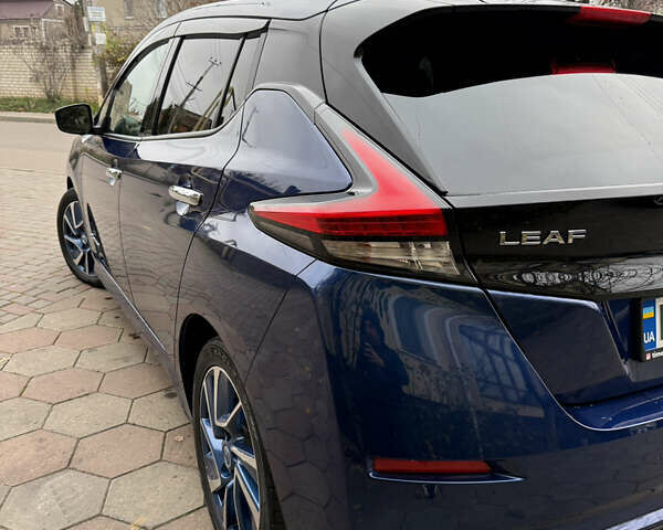 Синий Ниссан Лиф, объемом двигателя 0 л и пробегом 112 тыс. км за 11900 $, фото 16 на Automoto.ua