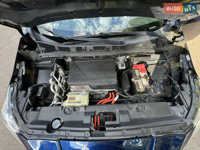Синій Ніссан Ліф, об'ємом двигуна 0 л та пробігом 117 тис. км за 11399 $, фото 6 на Automoto.ua