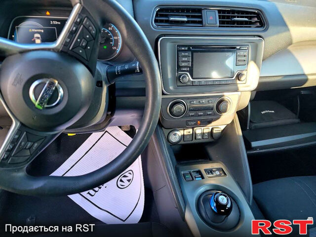 Синий Ниссан Лиф, объемом двигателя 0.11 л и пробегом 175 тыс. км за 10700 $, фото 6 на Automoto.ua