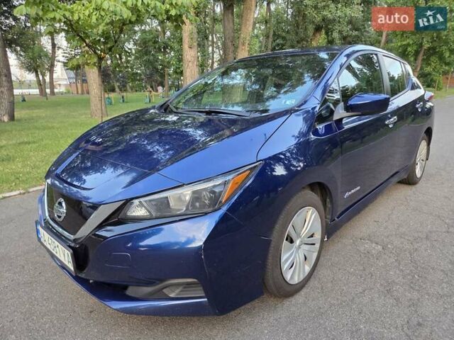 Синій Ніссан Ліф, об'ємом двигуна 0 л та пробігом 174 тис. км за 10400 $, фото 10 на Automoto.ua