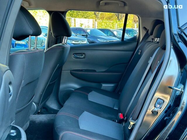 Синий Ниссан Лиф, объемом двигателя 0 л и пробегом 127 тыс. км за 13000 $, фото 16 на Automoto.ua