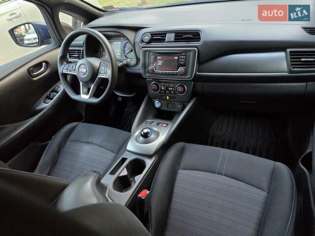 Синій Ніссан Ліф, об'ємом двигуна 0 л та пробігом 174 тис. км за 10400 $, фото 2 на Automoto.ua