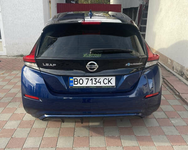 Синий Ниссан Лиф, объемом двигателя 0 л и пробегом 99 тыс. км за 12500 $, фото 3 на Automoto.ua