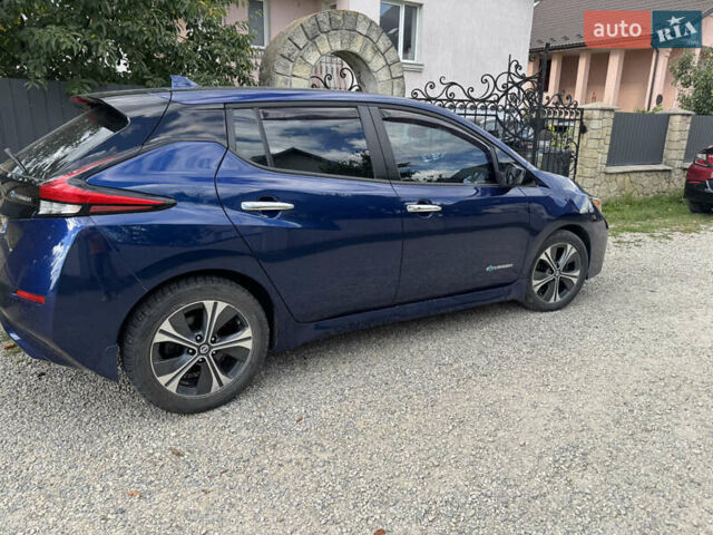 Синій Ніссан Ліф, об'ємом двигуна 0 л та пробігом 117 тис. км за 11399 $, фото 2 на Automoto.ua