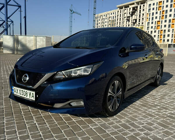 Синій Ніссан Ліф, об'ємом двигуна 0 л та пробігом 90 тис. км за 13500 $, фото 2 на Automoto.ua