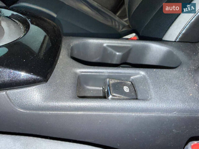 Синий Ниссан Лиф, объемом двигателя 0 л и пробегом 76 тыс. км за 16100 $, фото 38 на Automoto.ua