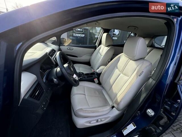 Синій Ніссан Ліф, об'ємом двигуна 0 л та пробігом 18 тис. км за 14500 $, фото 14 на Automoto.ua