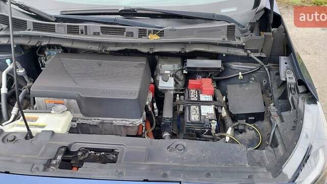 Синій Ніссан Ліф, об'ємом двигуна 0 л та пробігом 143 тис. км за 11400 $, фото 33 на Automoto.ua