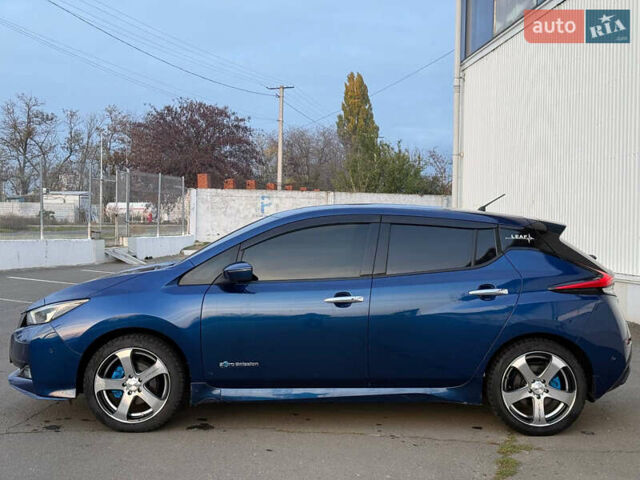 Синий Ниссан Лиф, объемом двигателя 0 л и пробегом 76 тыс. км за 16100 $, фото 6 на Automoto.ua