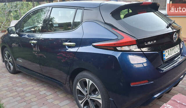 Синий Ниссан Лиф, объемом двигателя 0 л и пробегом 43 тыс. км за 17750 $, фото 5 на Automoto.ua