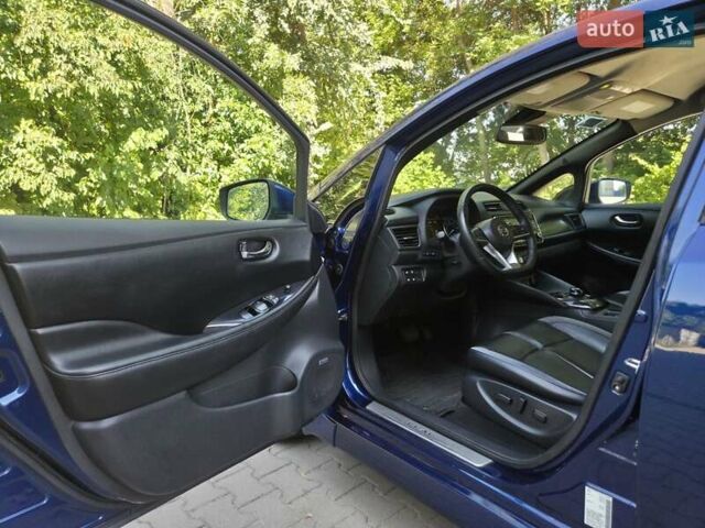 Синій Ніссан Ліф, об'ємом двигуна 0 л та пробігом 81 тис. км за 14500 $, фото 40 на Automoto.ua