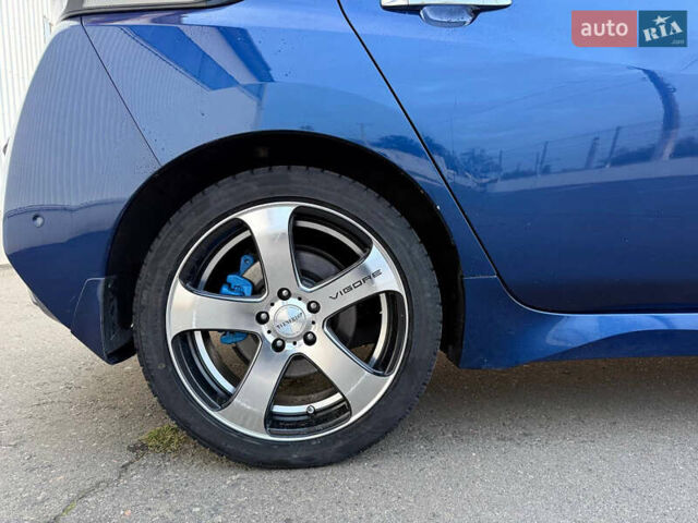 Синий Ниссан Лиф, объемом двигателя 0 л и пробегом 76 тыс. км за 16100 $, фото 31 на Automoto.ua