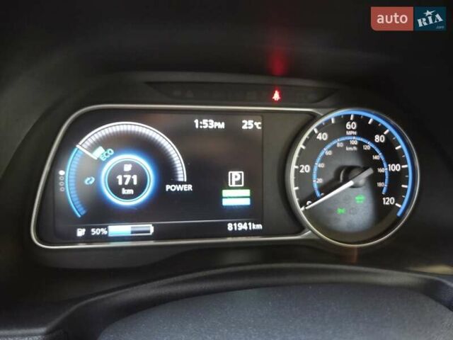 Синій Ніссан Ліф, об'ємом двигуна 0 л та пробігом 81 тис. км за 14500 $, фото 5 на Automoto.ua