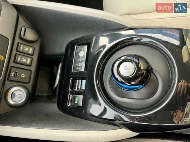 Синій Ніссан Ліф, об'ємом двигуна 0 л та пробігом 18 тис. км за 14500 $, фото 21 на Automoto.ua