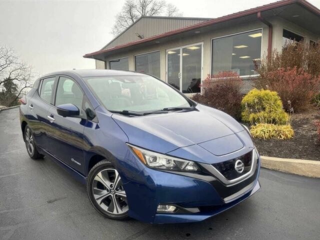 Синий Ниссан Лиф, объемом двигателя 0 л и пробегом 30 тыс. км за 11000 $, фото 2 на Automoto.ua