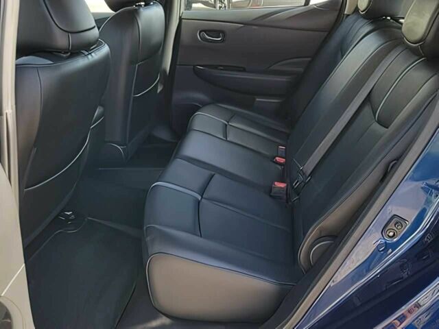 Синий Ниссан Лиф, объемом двигателя 0 л и пробегом 42 тыс. км за 6400 $, фото 10 на Automoto.ua