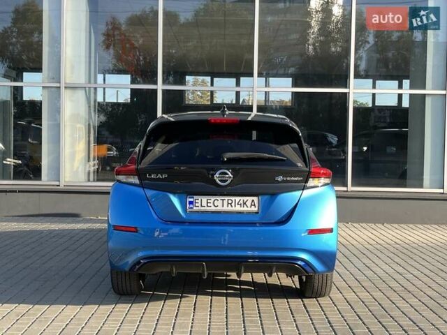 Синий Ниссан Лиф, объемом двигателя 0 л и пробегом 34 тыс. км за 14900 $, фото 3 на Automoto.ua