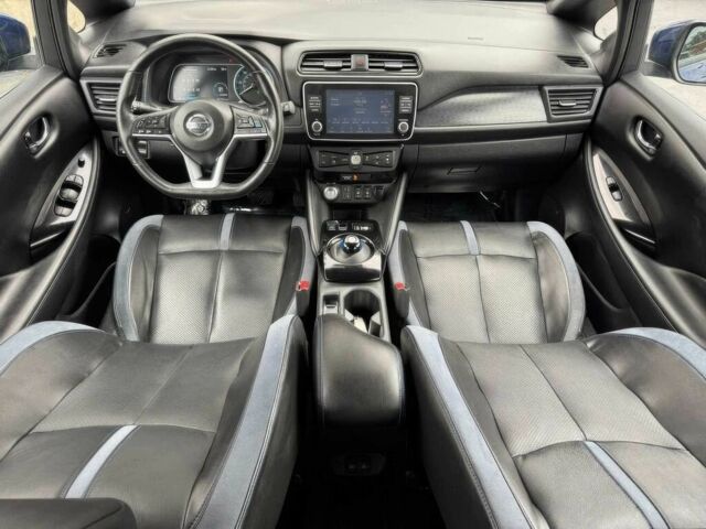 Синій Ніссан Ліф, об'ємом двигуна 0 л та пробігом 48 тис. км за 10200 $, фото 6 на Automoto.ua