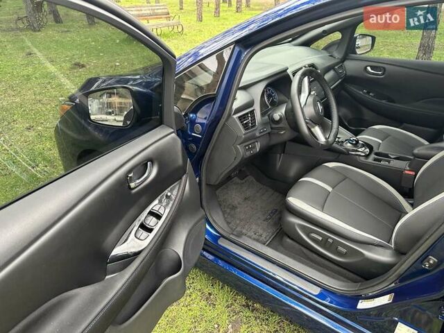 Синий Ниссан Лиф, объемом двигателя 0 л и пробегом 39 тыс. км за 17500 $, фото 11 на Automoto.ua