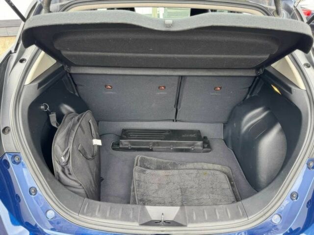 Синій Ніссан Ліф, об'ємом двигуна 0 л та пробігом 48 тис. км за 10200 $, фото 9 на Automoto.ua