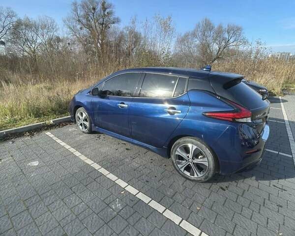 Синий Ниссан Лиф, объемом двигателя 0 л и пробегом 84 тыс. км за 18500 $, фото 3 на Automoto.ua