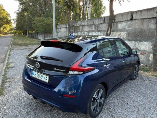 Синий Ниссан Лиф, объемом двигателя 0 л и пробегом 77 тыс. км за 19000 $, фото 1 на Automoto.ua