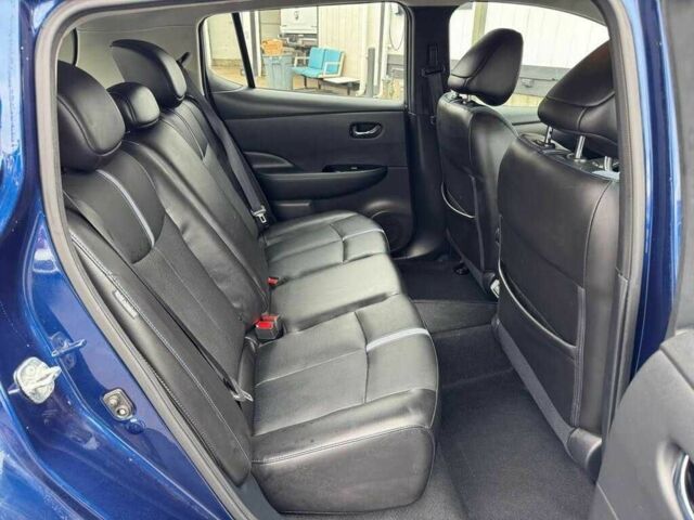 Синій Ніссан Ліф, об'ємом двигуна 0 л та пробігом 48 тис. км за 10200 $, фото 8 на Automoto.ua