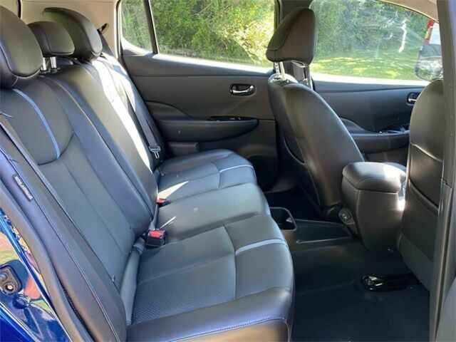 Синий Ниссан Лиф, объемом двигателя 0 л и пробегом 41 тыс. км за 7600 $, фото 11 на Automoto.ua