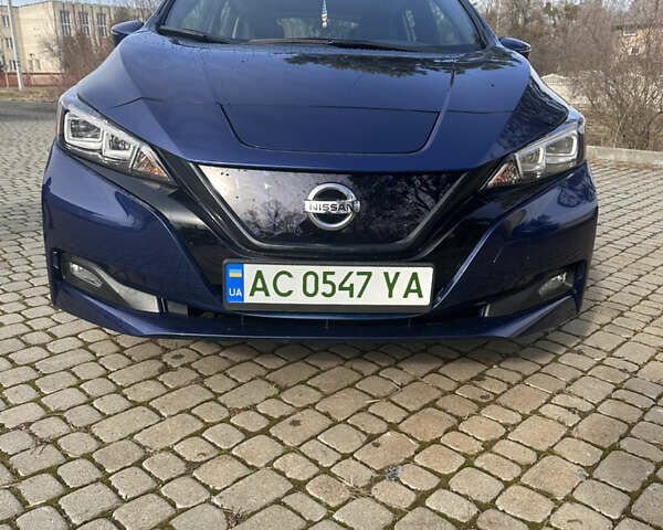 Синий Ниссан Лиф, объемом двигателя 0 л и пробегом 2 тыс. км за 24999 $, фото 4 на Automoto.ua