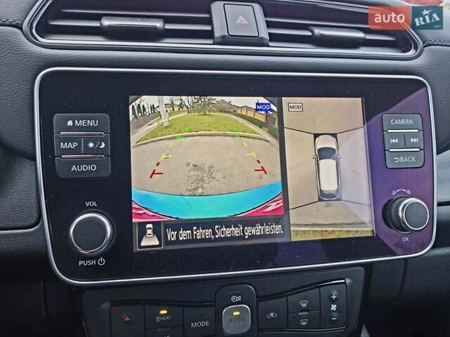 Синий Ниссан Лиф, объемом двигателя 0 л и пробегом 57 тыс. км за 14500 $, фото 14 на Automoto.ua