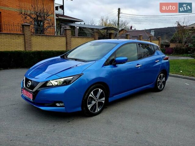 Синий Ниссан Лиф, объемом двигателя 0 л и пробегом 57 тыс. км за 14500 $, фото 1 на Automoto.ua