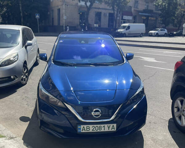 Синий Ниссан Лиф, объемом двигателя 0 л и пробегом 32 тыс. км за 16500 $, фото 5 на Automoto.ua