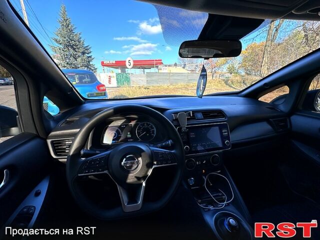 Синий Ниссан Лиф, объемом двигателя 0 л и пробегом 35 тыс. км за 17700 $, фото 9 на Automoto.ua