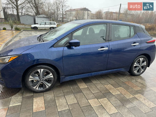 Синий Ниссан Лиф, объемом двигателя 0 л и пробегом 36 тыс. км за 14200 $, фото 2 на Automoto.ua