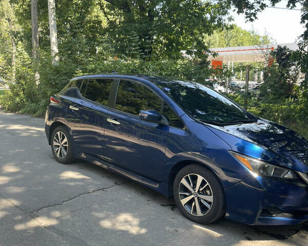 Синий Ниссан Лиф, объемом двигателя 0 л и пробегом 32 тыс. км за 16500 $, фото 1 на Automoto.ua