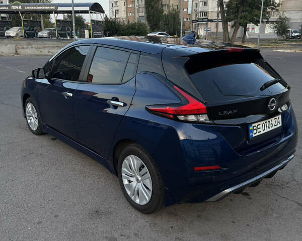 Синий Ниссан Лиф, объемом двигателя 0 л и пробегом 37 тыс. км за 14800 $, фото 5 на Automoto.ua