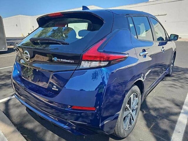 Синий Ниссан Лиф, объемом двигателя 0 л и пробегом 49 тыс. км за 8600 $, фото 3 на Automoto.ua