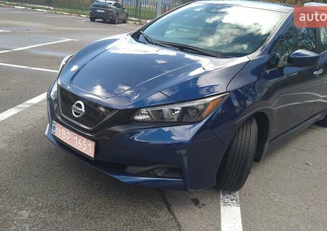 Синий Ниссан Лиф, объемом двигателя 0 л и пробегом 27 тыс. км за 16800 $, фото 8 на Automoto.ua