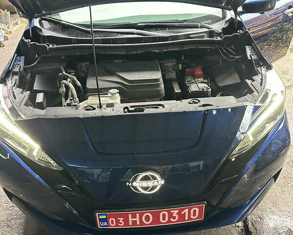 Синий Ниссан Лиф, объемом двигателя 0 л и пробегом 18 тыс. км за 21000 $, фото 23 на Automoto.ua