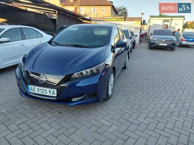 Ніссан Ліф 2024 у Кривому Розі на Automoto.ua Синій Ніссан Ліф, об'ємом двигуна 0 л та пробігом 5 тис. км за 17900 $, фото 13 на Automoto.ua