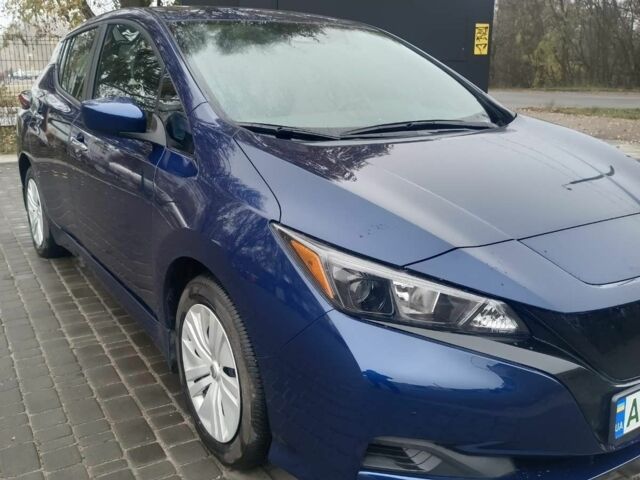 Синий Ниссан Лиф, объемом двигателя 0 л и пробегом 1 тыс. км за 17000 $, фото 3 на Automoto.ua