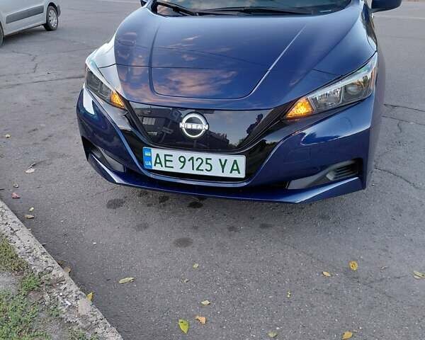 Ніссан Ліф 2024 у Кривому Розі на Automoto.ua Синій Ніссан Ліф, об'ємом двигуна 0 л та пробігом 5 тис. км за 17900 $, фото 11 на Automoto.ua