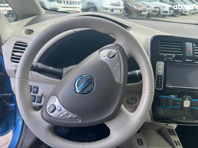 Синій Ніссан Ліф, об'ємом двигуна 0 л та пробігом 82 тис. км за 6090 $, фото 14 на Automoto.ua