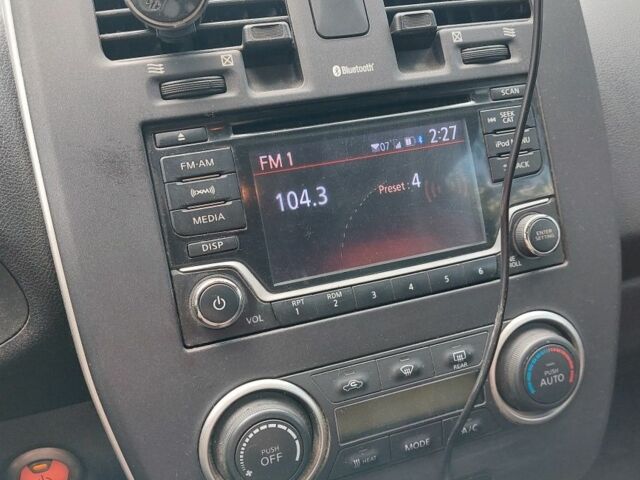 Синий Ниссан Лиф, объемом двигателя 0 л и пробегом 89 тыс. км за 7400 $, фото 5 на Automoto.ua