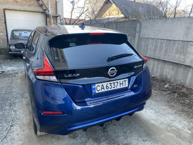 Синий Ниссан Лиф, объемом двигателя 0 л и пробегом 99 тыс. км за 11800 $, фото 6 на Automoto.ua